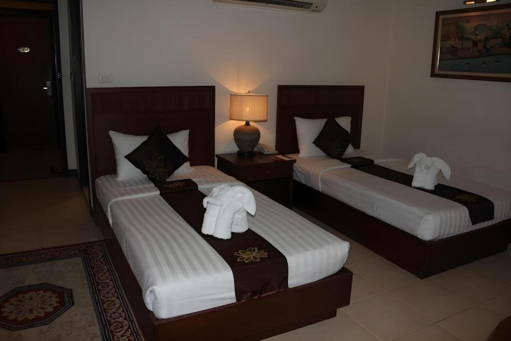 De Arni Hotel Bangkok Dış mekan fotoğraf