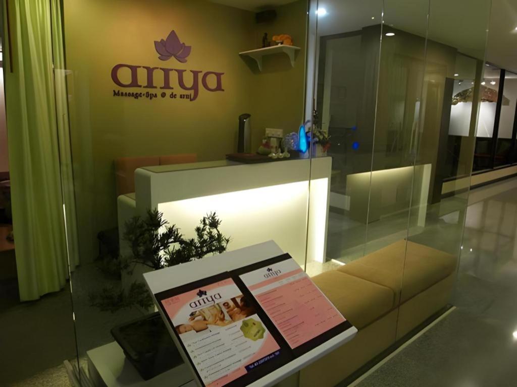 De Arni Hotel Bangkok Dış mekan fotoğraf